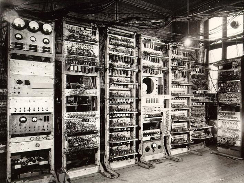 Manchester Uni's Ferranti Mark 1: they didn't make a laptop version.